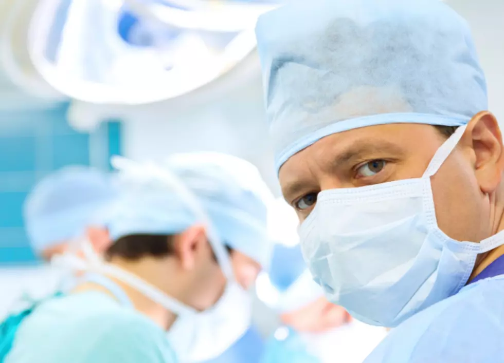 Maskless Iowa Man Arrested for Threatening to Sneeze on Hospital Staff